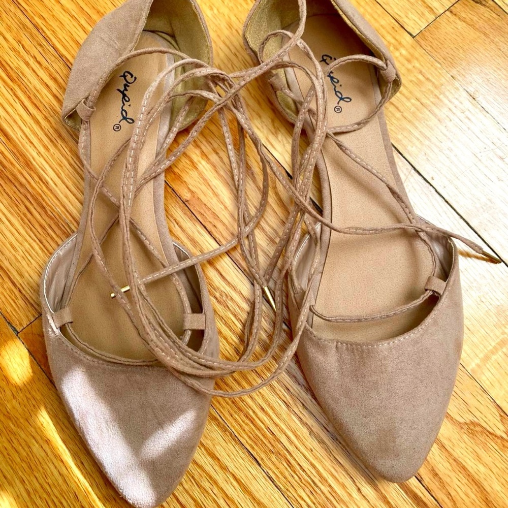 Women's Ballerina Flats with laces - Size eight / 8